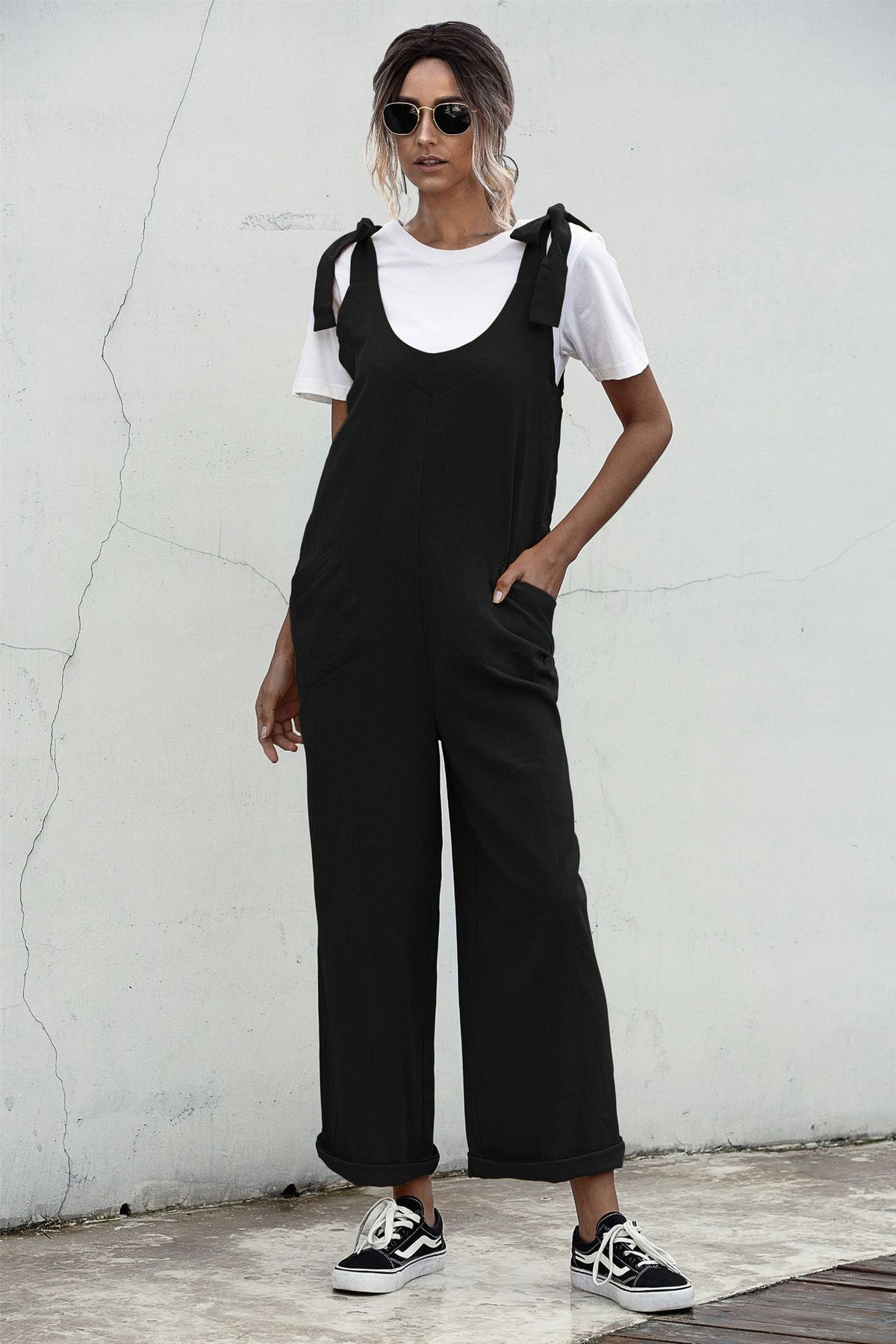 Deep U-Neck Lace-up Bow Backless Jumpsuit