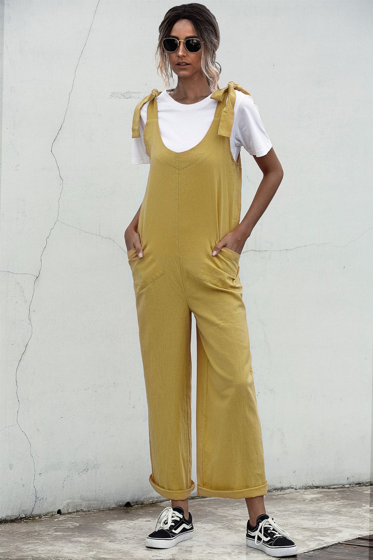 Deep U-Neck Lace-up Bow Backless Jumpsuit