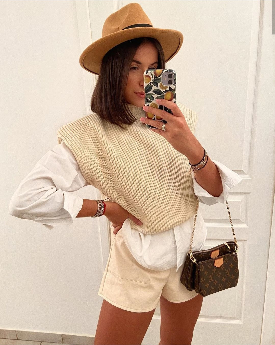 High-collared Shoulder Padded Pads Sleeveless Sweater