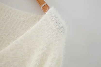 White Cross Collar Short Knit Sweater