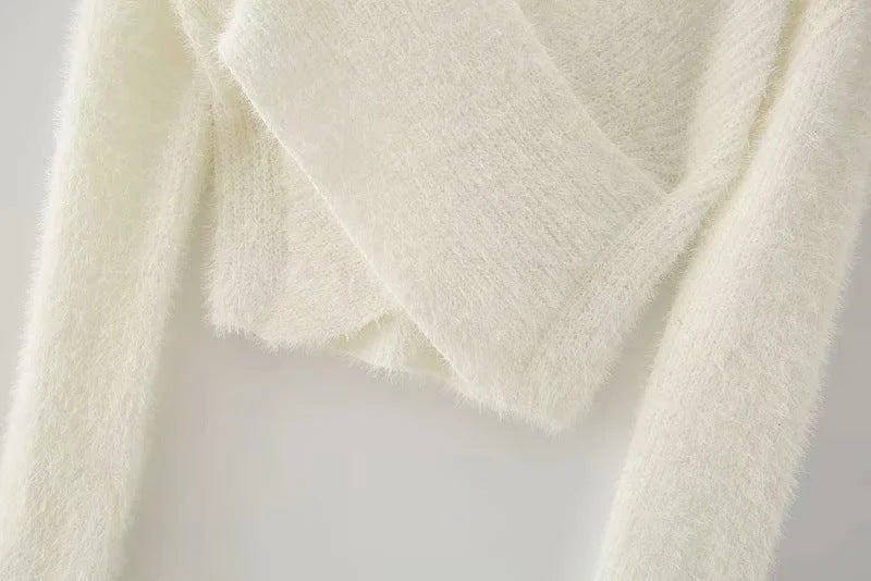 White Cross Collar Short Knit Sweater