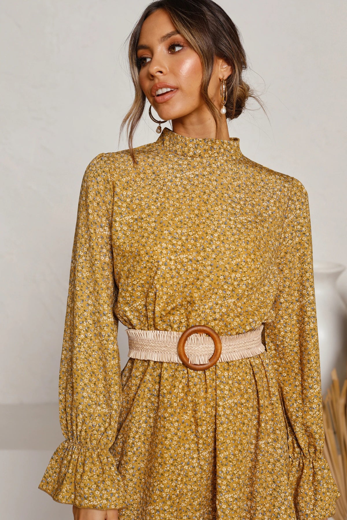 Round Neck Ruffles Floral Long Sleeves Mini Dresses