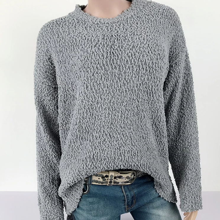 Women‘s Round Neck Long Sleeve Side Split Sweater