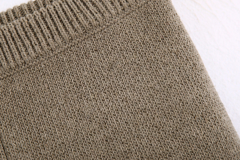 Khaki Knitting V-neck Single-breasted Vest Shorts Cardigans Two-piece Set