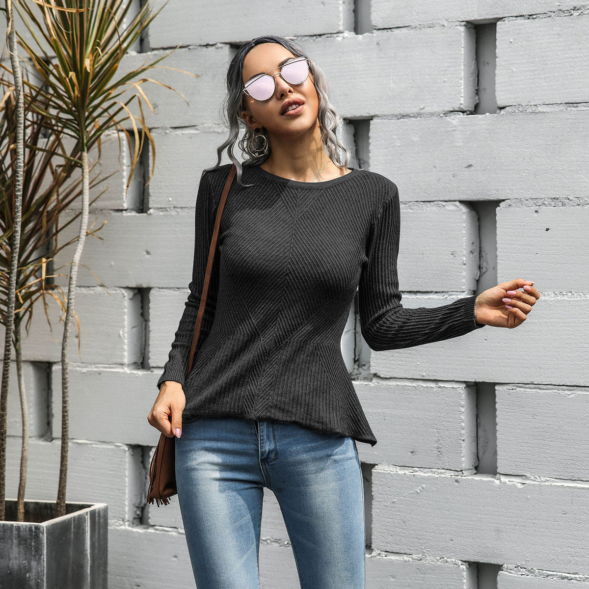 Ruffled Knit Slim-type Round Neck Sweaters