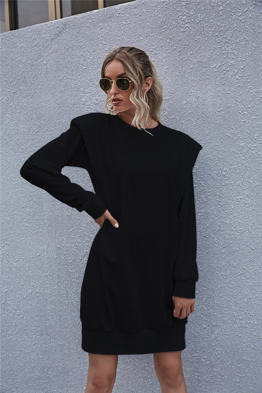 Round Neck Shoulder Pads Bodycon Mini Dresses