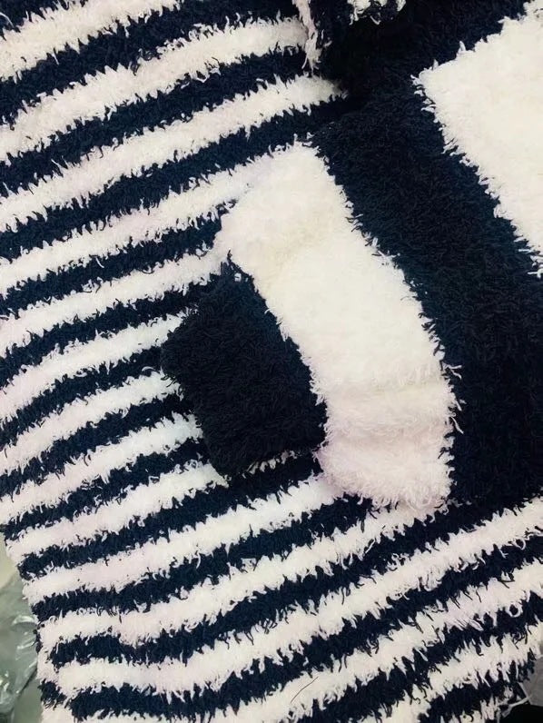 Round Collar Lantern Sleeve Stripe Knit Sweater