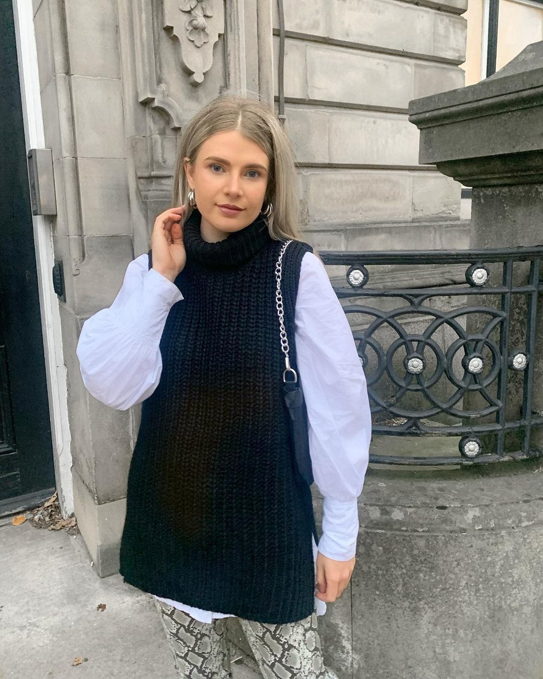 High Heap Collar Knit Vest Sweaters