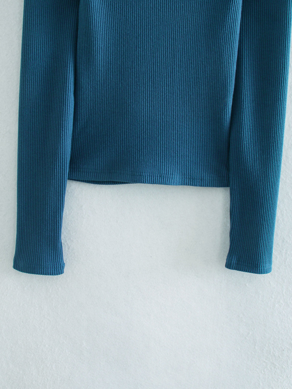 Hollow-out Backless Round Collar Knit Sweaters