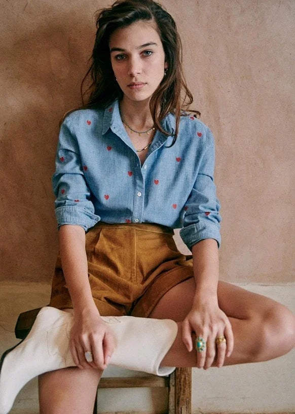 Single-breasted Love Shape Embroidery Lapel Denim Shirts