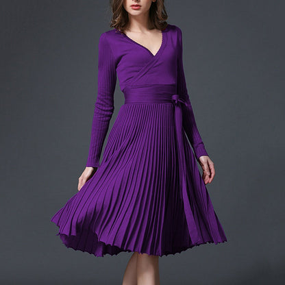 Sexy V-Neck Solid Pleated Knitted Skater Dress