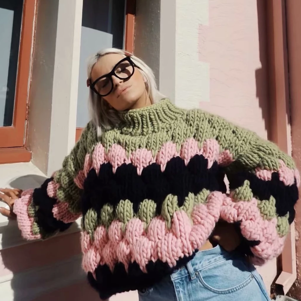 Women‘s Oversized Coarse Wool Sweater