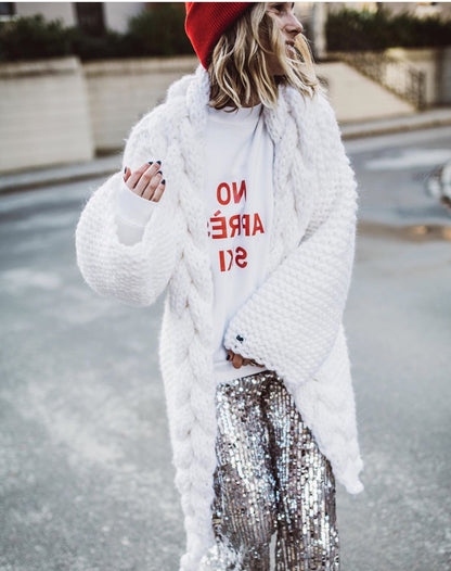 Women‘s Tassel Knitted Coat