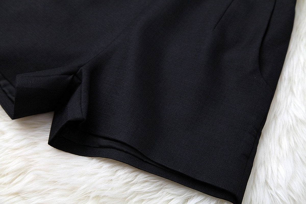 V-neck Suit Double Buckle Vest Shorts Blazers Two-piece Set