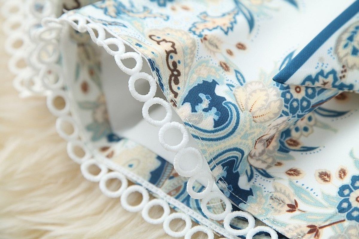 Elegant Floral Print Lantern Sleeve Shirt Belt Shorts Two-piece Set