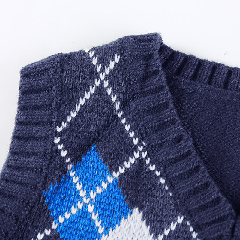 Sleeveless Lattice Knitting Short Vest Sweater